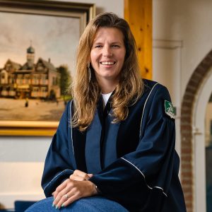 Adriëlla Klein Breteler – Lodder